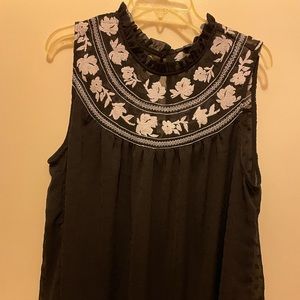 NWT Torrid sleeveless blouse size 1